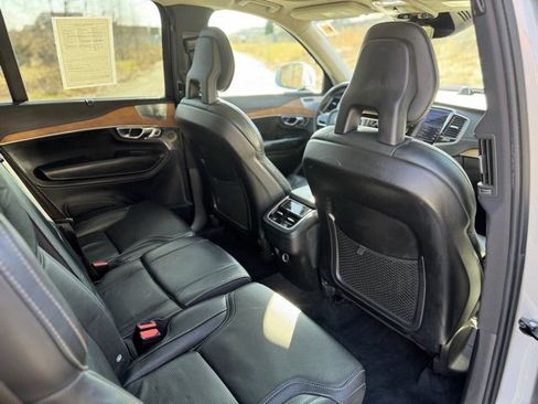 Used 2018 Volvo XC90 T6 Inscription w/ Convenience Package image 18