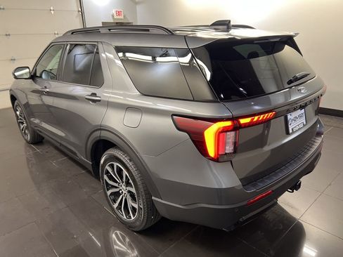 New 2026 Ford Explorer ST-Line AWD/4WD image 4