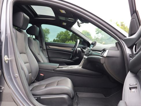 Used 2019 Honda Accord Sport image 20