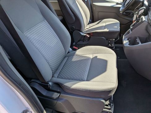 Used 2022 Ford Transit 350 XLT image 28