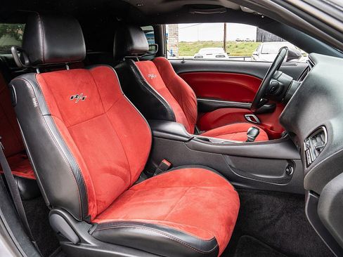 Used 2016 Dodge Challenger R/T Plus RWD image 16