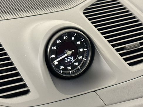 Certified 2026 Porsche Cayenne S AWD/4WD image 17