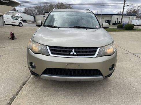 Used 2009 Mitsubishi Outlander SE image 14