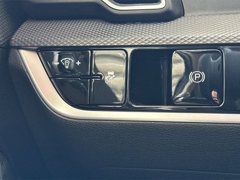Used 2024 Kia Sportage LX image 39