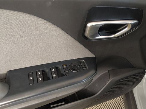 Used 2025 Kia K4 EX FWD image 27