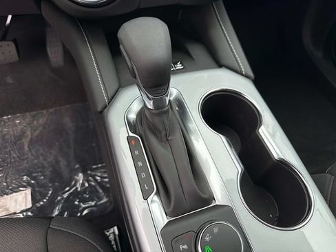 New 2026 Chevrolet Blazer LT w/ Convenience Package FWD image 28
