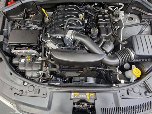 Used 2022 Dodge Durango GT image 35