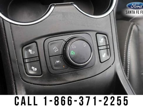 Used 2024 GMC Terrain SLT AWD/4WD image 45