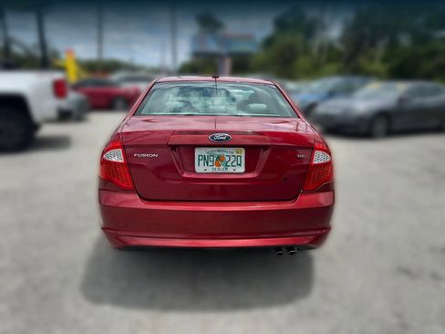 Used 2010 Ford Fusion SE FWD image 15
