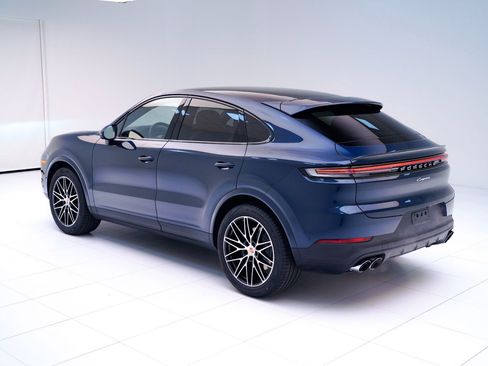 New 2026 Porsche Cayenne Coupe image 3