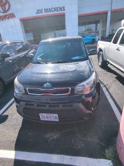 Used 2015 Kia Soul + FWD image 2