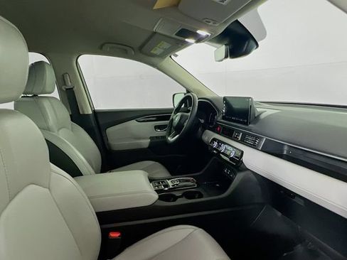 Used 2024 Honda Pilot EX-L image 10
