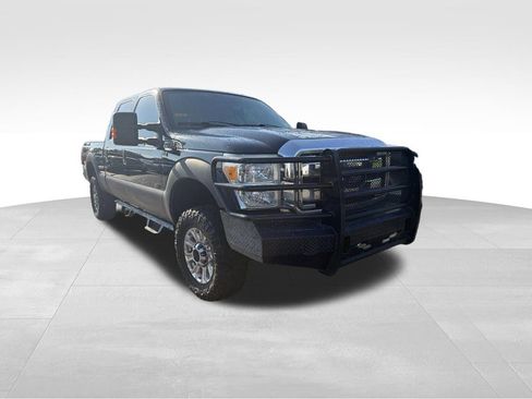 Used 2016 Ford F250 XLT AWD/4WD image 5