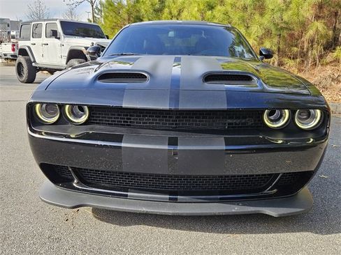 Used 2023 Dodge Challenger SRT Hellcat image 2