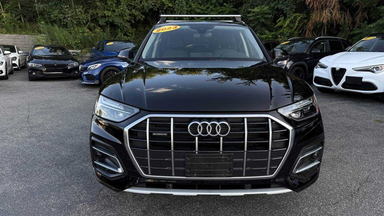 Used 2023 Audi Q5 2.0T Premium w/ Convenience Package AWD/4WD image 23
