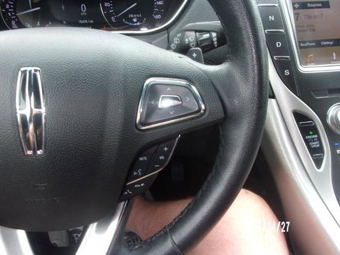 Used 2018 Lincoln MKX Premiere FWD image 23