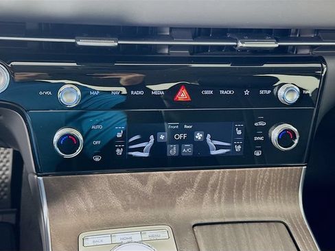 New 2026 Genesis G80 2.5T Advanced AWD/4WD image 14
