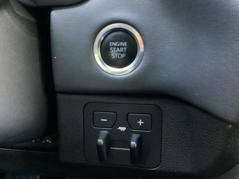 Used 2023 Toyota Tundra Platinum AWD/4WD image 64