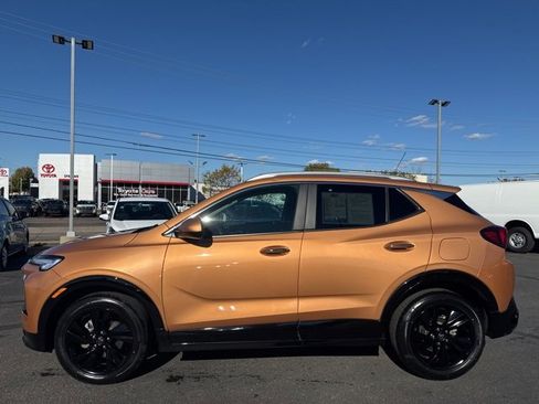 Used 2024 Buick Encore GX Sport Touring image 4