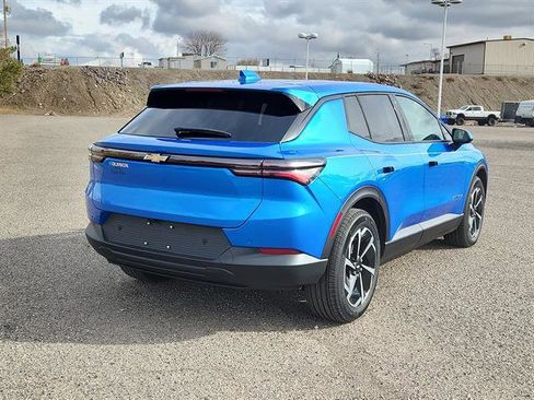 New 2026 Chevrolet Equinox EV LT image 3