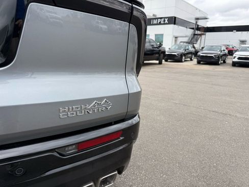 New 2026 Chevrolet Traverse High Country image 38