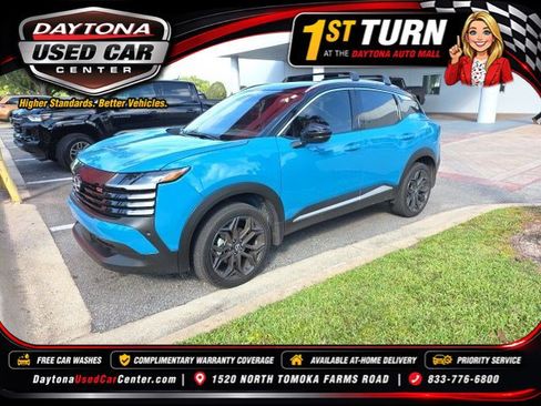 Used 2026 Nissan Kicks SR FWD image 1