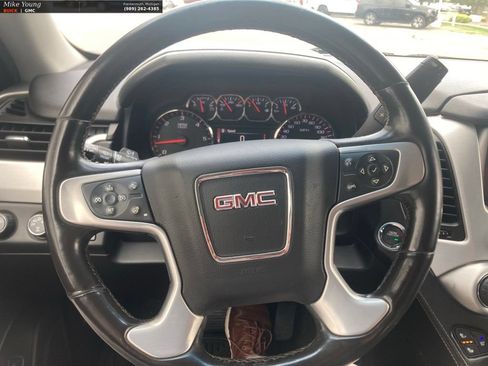 Used 2015 GMC Yukon SLT w/ HD Trailering Package AWD/4WD image 30
