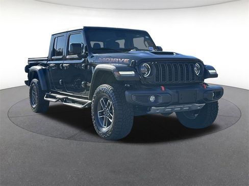 Used 2024 Jeep Gladiator Mojave image 7