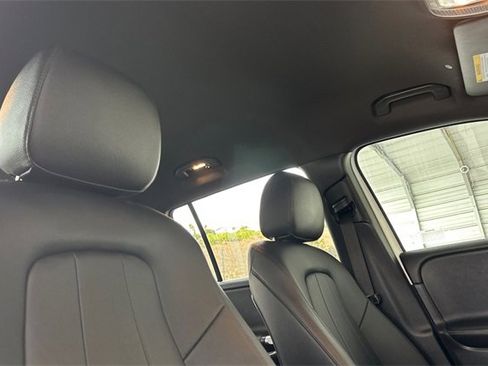 Used 2023 Mercedes-Benz GLB 250 GLB 250 image 19