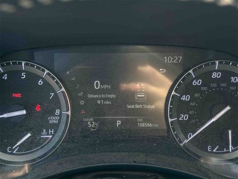 Used 2020 Toyota Highlander Limited image 9