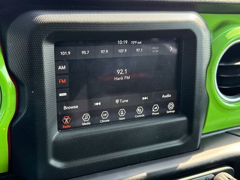 Used 2021 Jeep Wrangler Rubicon image 24