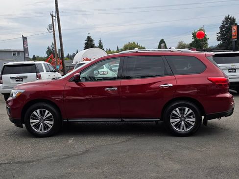Used 2019 Nissan Pathfinder SV AWD/4WD image 4