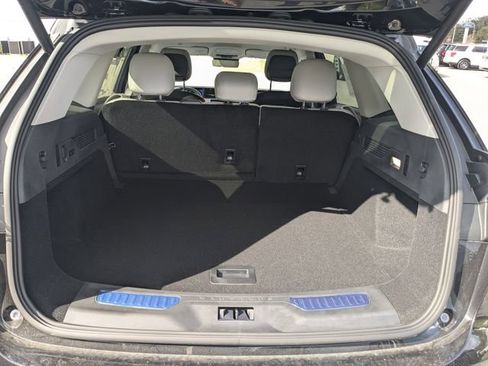 New 2026 Lincoln Nautilus Premier image 11