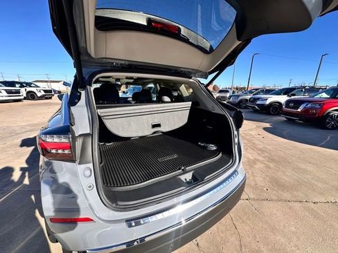 Certified 2024 Nissan Murano Platinum w/ Cargo Package image 13