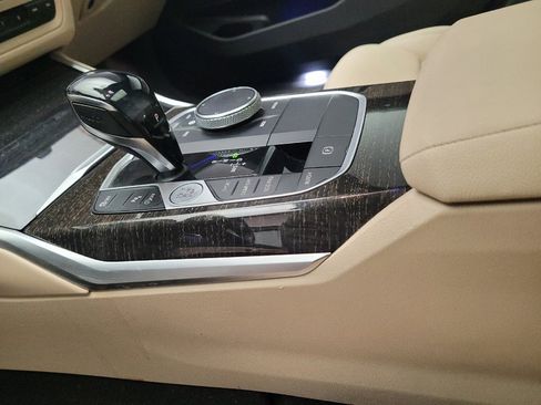Used 2021 BMW 330i Sedan w/ Convenience Package RWD image 26