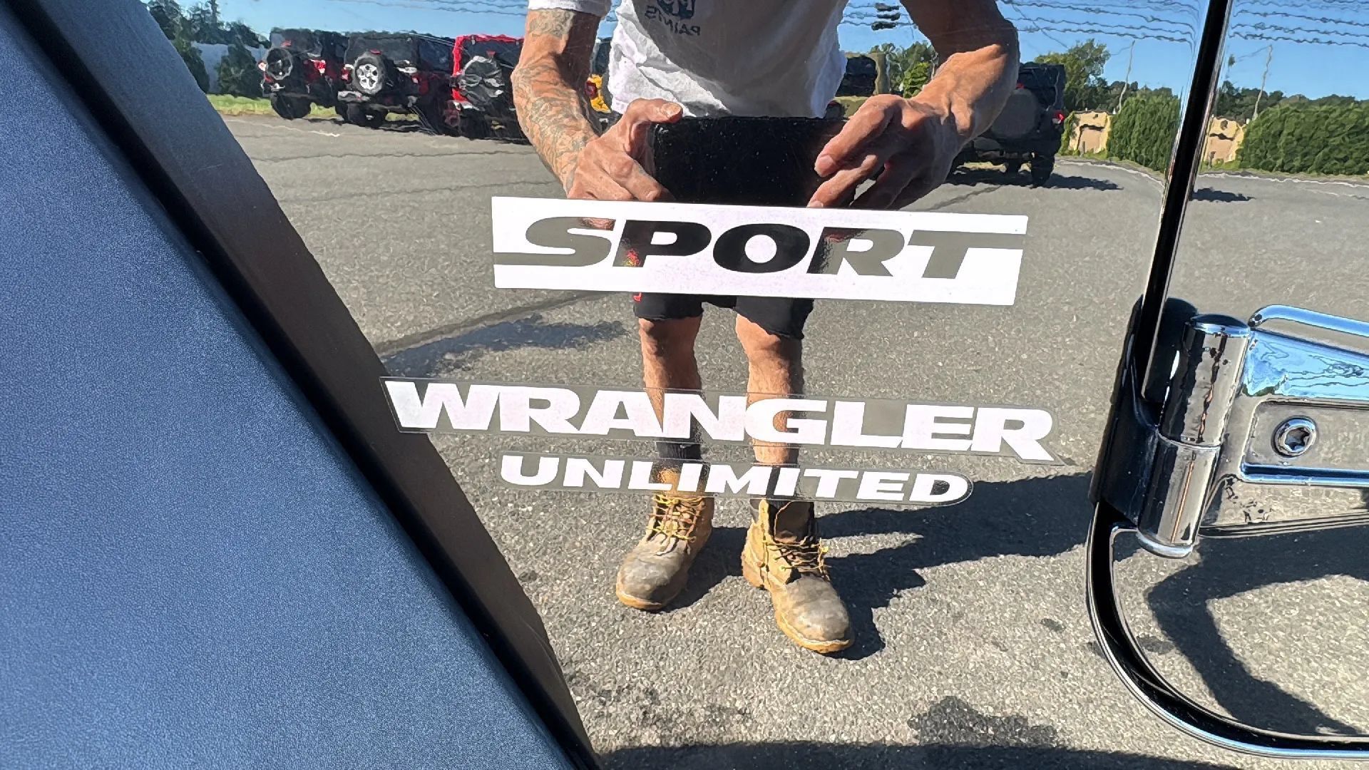 Used 2017 Jeep Wrangler Unlimited Sport w/ Quick Order Package 24S AWD/4WD image 16