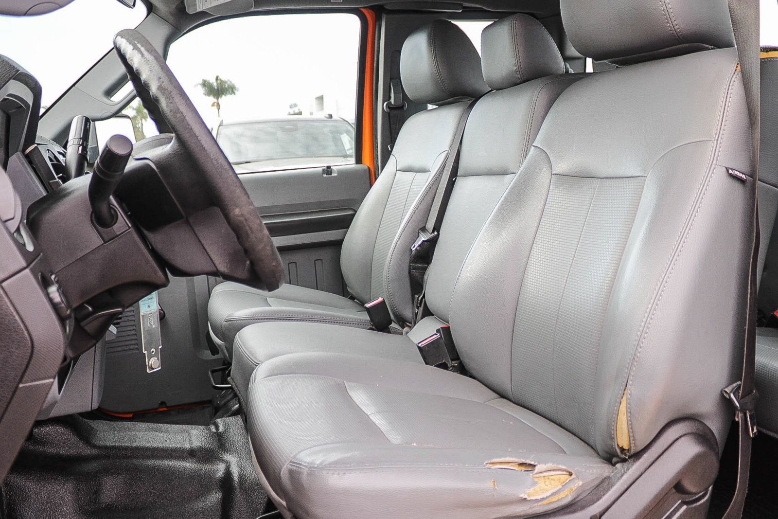 Used 2012 Ford F250 XL w/ Camper Pkg RWD image 17