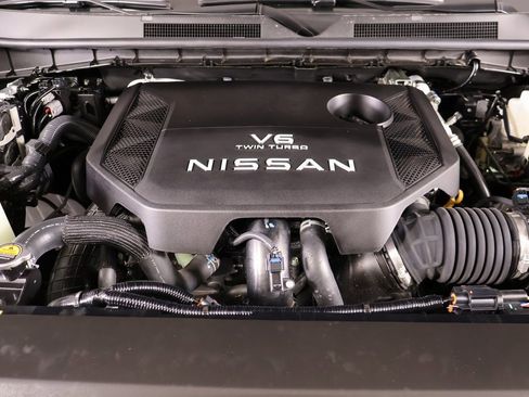 Used 2025 Nissan Armada Platinum Reserve image 21