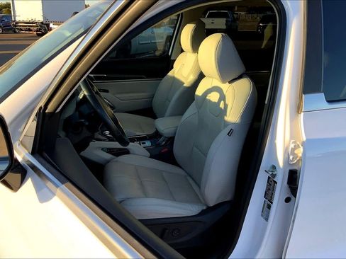 Used 2023 Kia Telluride SX FWD image 6