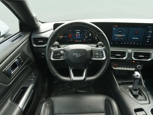 Used 2024 Ford Mustang GT Premium RWD image 17