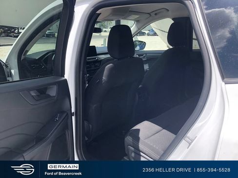Used 2024 Ford Escape Active w/ Cold Weather Package FWD image 5