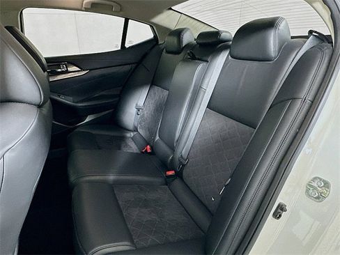 Used 2017 Nissan Maxima SR w/ Midnight Edition image 21