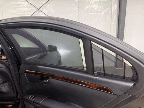 Used 2012 Mercedes-Benz S 550 4MATIC image 31