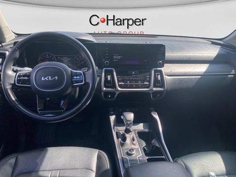 Used 2023 Kia Sorento S w/ Panoramic Sunroof Package AWD/4WD image 8