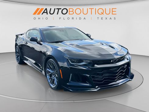 Used 2023 Chevrolet Camaro ZL1 RWD image 7