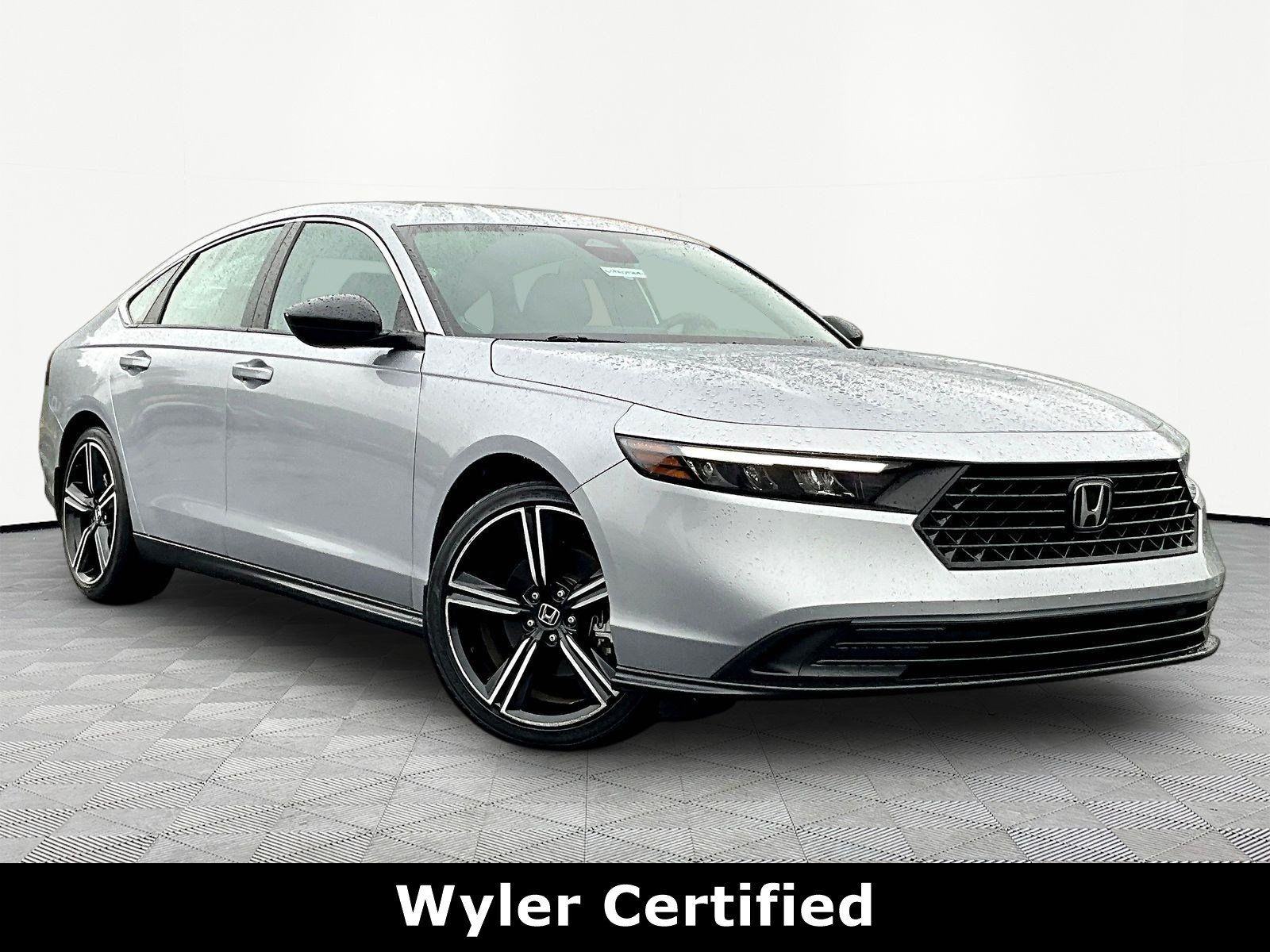 Used 2023 Honda Accord Sport image 3