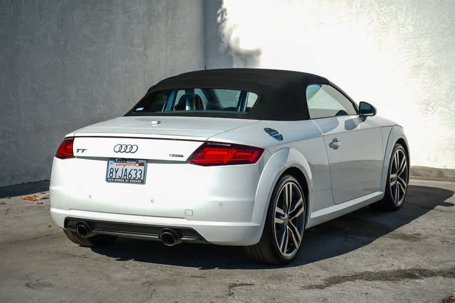 Used 2017 Audi TT 2.0T w/ Technology Package AWD/4WD image 4