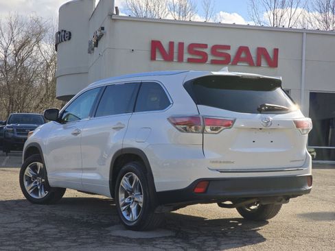 Used 2016 Toyota Highlander Limited image 14