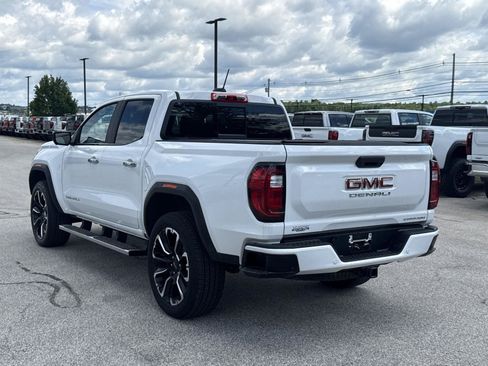 Used 2024 GMC Canyon Denali AWD/4WD image 5