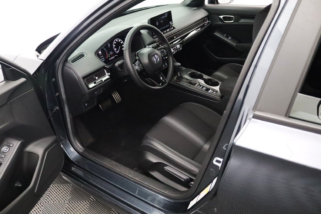 Used 2025 Honda Civic Sport image 14